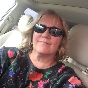 Meet your Posher, Carol